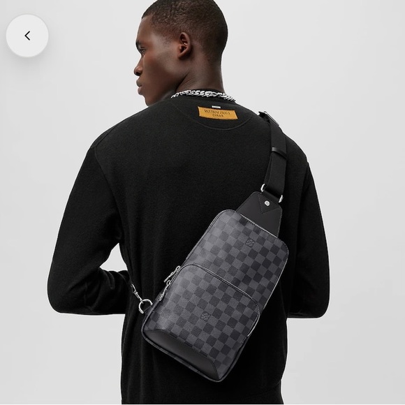 Louis Vuitton Avenue Sling Bag - Picture 9 of 15